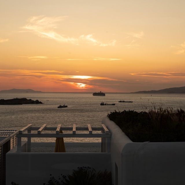 “Every sunset brings the promise of a new dawn.” - Ralph Waldo Emerson⁠
.⁠
.⁠
.⁠
#MyconianKorali #MyconianCollection #MyconianLife #RelaisChateaux #DeliciousJourneys #Travel #Holiday #Greece #Mykonos #Cyclades #Love #Happy #Fun #photooftheday #sunset #sunsetlovers #sunsets #mykonosgreece #mykonosisland #myconiancollectionmagazine⁠