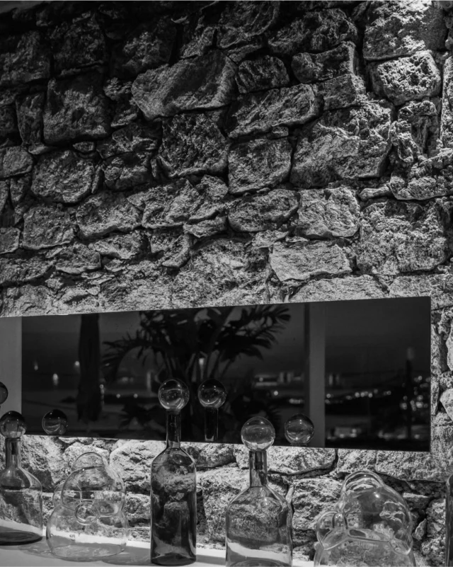 We begin in black and white — the island before the rush, before the heat, before the hum of summer. Then colour returns. The light shifts, laughter rises from the harbour, and the world feels alive again. That’s the rhythm of Myconian Korali: poised above the town, watching Mykonos move from calm to pulse, from monochrome to full spectrum.See how design, light, and rhythm define modern Mykonos in our latest digital issue.https://www.elseagency.gr/flipbooks/myconian-2025/index.html#MyconianCollection #Mykonos #MykonosGreece #GreekIslands #Cyclades #VisitGreece #Aegean #Hote #LuxuryHotel #Travel #Staycation #Hospitality #IslandLife #EditorialStyle #ArtOfLiving #IslandStories