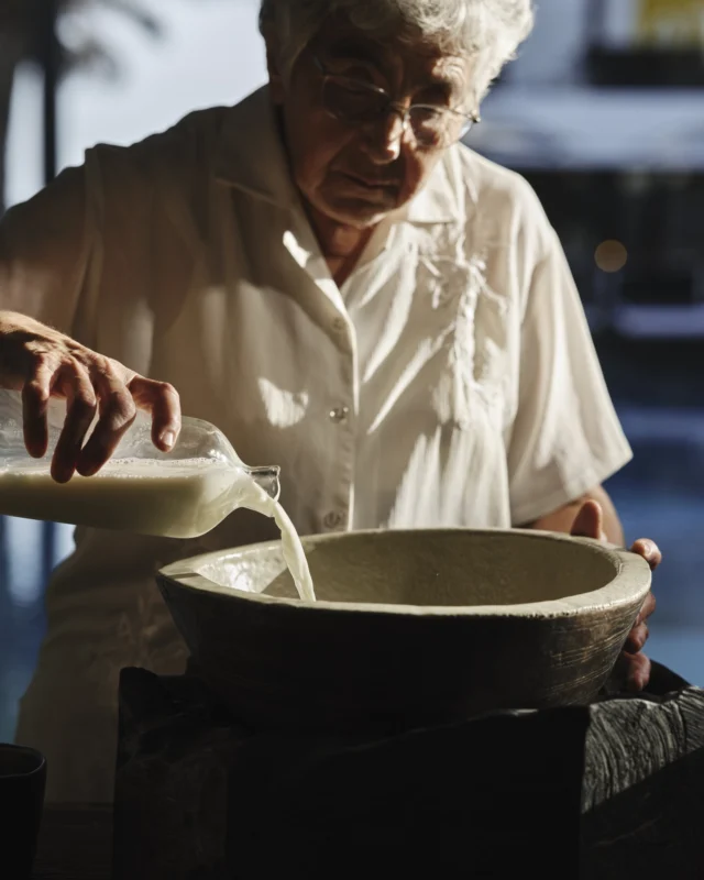 At Myconian O, we honour the quiet rituals that shaped Mykonos long before luxury had a name.#MyconianCollection #ObyMyconianCollection